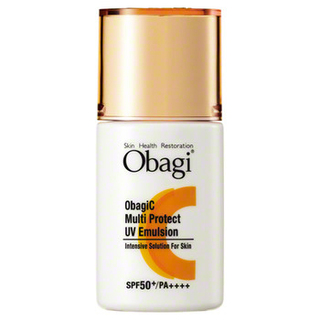 30mL・3,300円(税込)SPF50+・PA+...